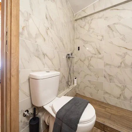 Appartement Rose & Dennis Luxury Nikiana