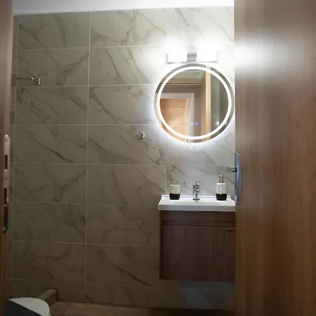 Rose & Dennis Luxury Appartement *