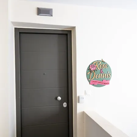 Rose & Dennis Luxury Appartement *